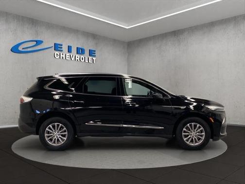 2023 Buick Enclave Essence AWD