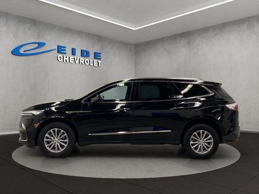2023 Buick Enclave Essence AWD