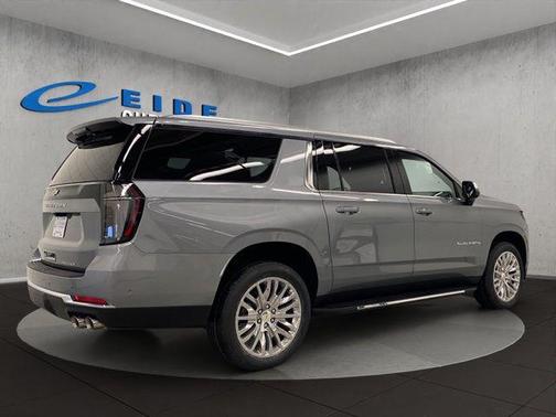 Sterling Gray Metallic 2026 Chevrolet Suburban Premier