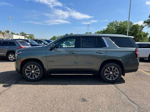 Silver Sage Metallic 2023 Chevrolet Tahoe LT