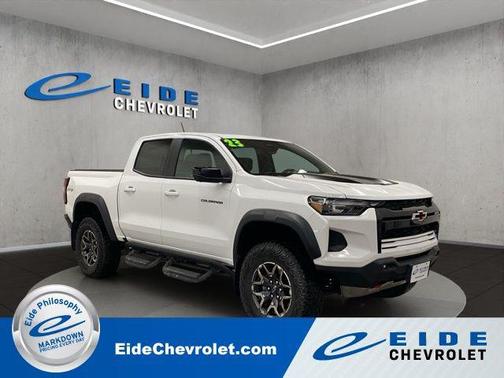 Summit White 2023 Chevrolet Colorado ZR2 Truck