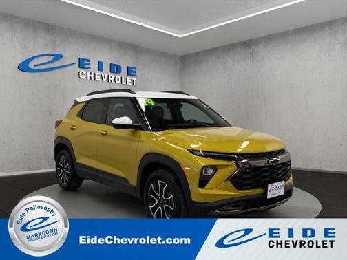 Nitro Yellow Metallic 2024 Chevrolet Trailblazer ACTIV SUV