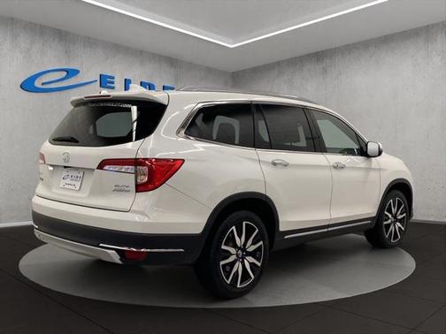 2021 Honda Pilot AWD Elite