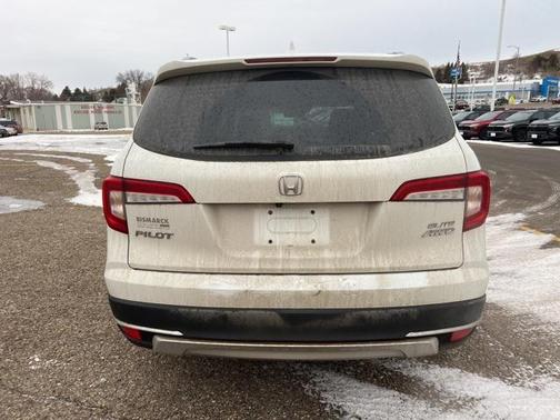 2021 Honda Pilot AWD Elite