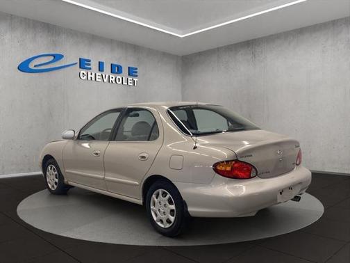 2000 Hyundai ELANTRA GLS