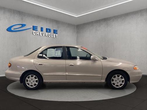 2000 Hyundai ELANTRA GLS