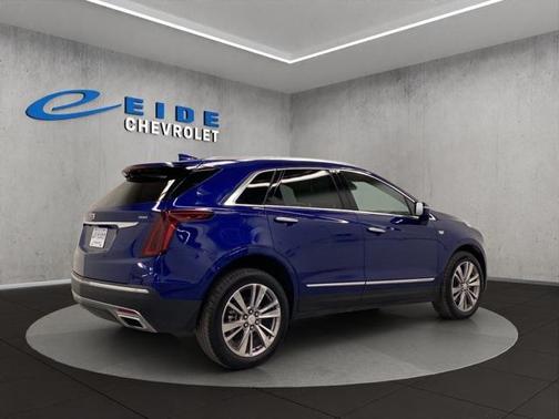 2025 Cadillac XT5 Premium Luxury