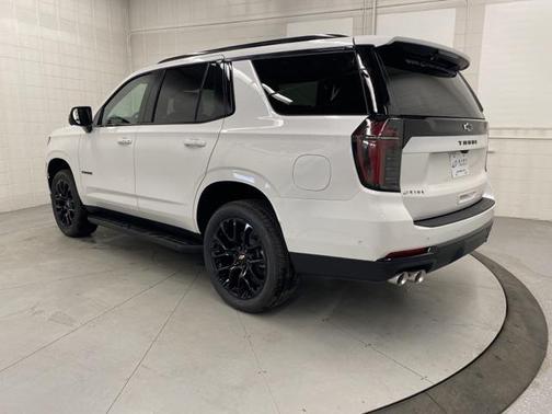 2025 Chevrolet Tahoe 4WD RST
