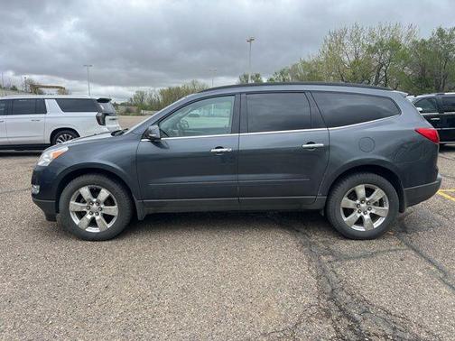 Cyber Gray Metallic 2012 Chevrolet Traverse LT