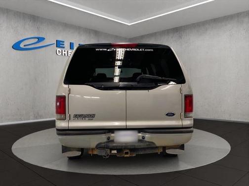 2005 Ford Excursion XLT