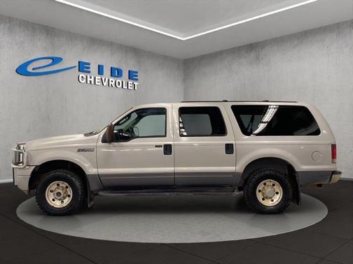2005 Ford Excursion XLT