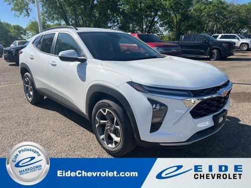 Summit White 2024 Chevrolet Trax LT