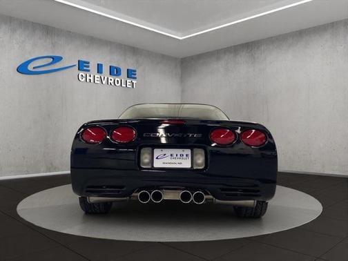 2001 Chevrolet Corvette Base