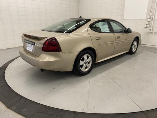 2005 Pontiac Grand Prix Base