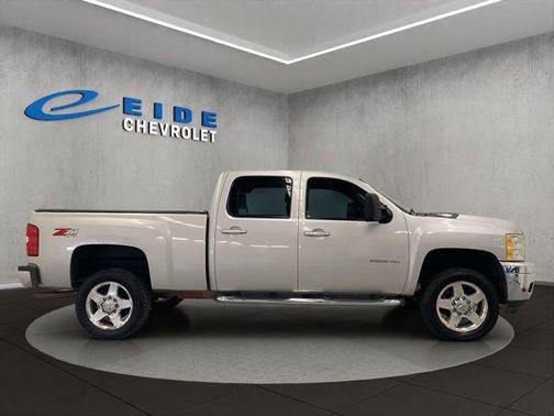 Sheer Silver Metallic 2011 Chevrolet Silverado 2500 LTZ