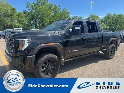 Onyx Black 2025 GMC Sierra 2500 AT4