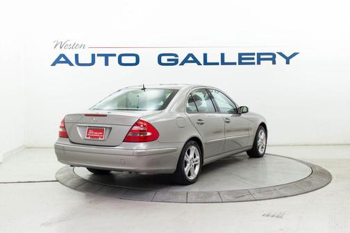 2005 Mercedes-Benz E-Class E500