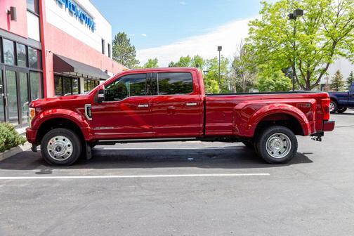 Ruby Red Metallic Tinted Clearcoat 2018 Ford F-450 Limited