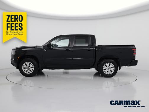 Black 2022 Nissan Frontier SV