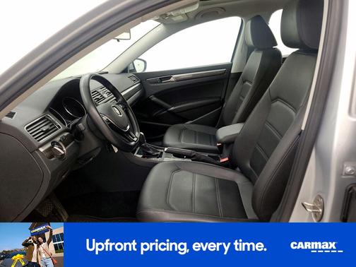 2016 Volkswagen Passat SE