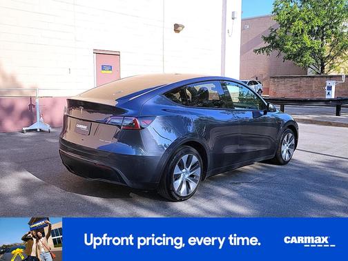 Gray 2023 Tesla Model Y Long Range