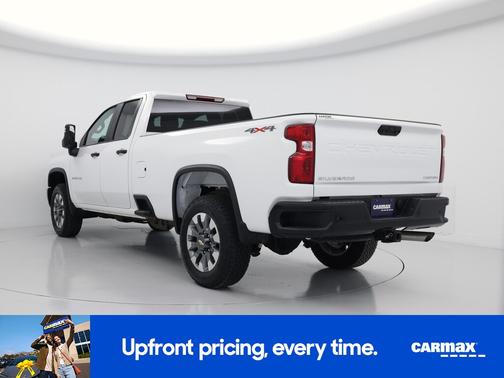 White 2025 Chevrolet Silverado 2500 Custom