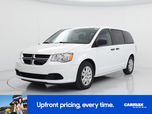 White 2019 Dodge Grand Caravan SE