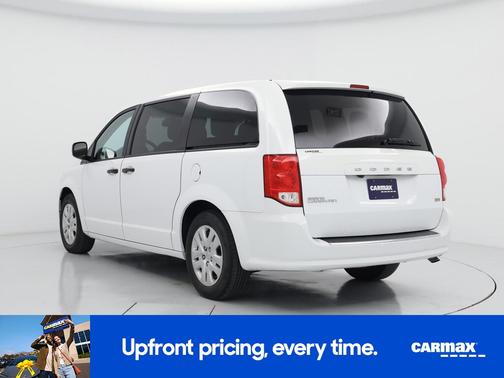 White 2019 Dodge Grand Caravan SE