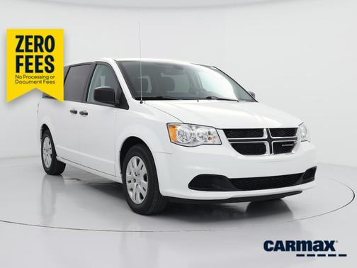 White 2019 Dodge Grand Caravan SE