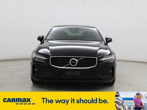 2019 Volvo S60 T6 R-Design