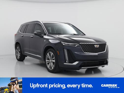 Green 2022 Cadillac XT6 Premium Luxury