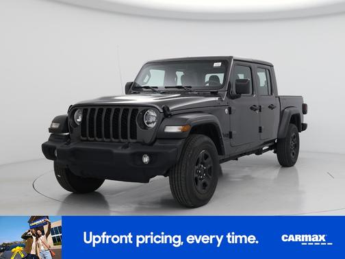 Gray 2021 Jeep Gladiator Sport