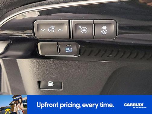 2021 Toyota Prius XLE