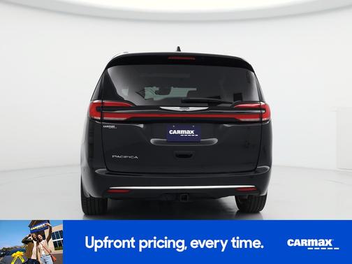 Black 2022 Chrysler Pacifica Pinnacle