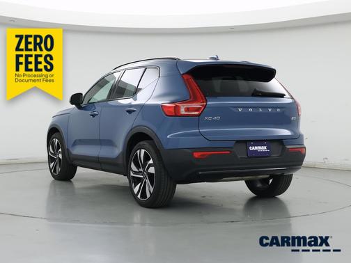 Blue 2023 Volvo XC40 B5 Plus Dark Theme