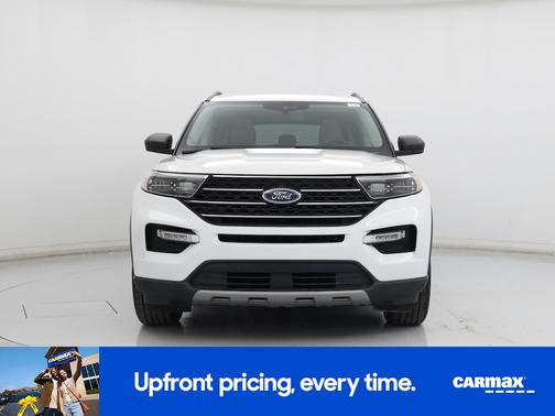 White 2021 Ford Explorer XLT