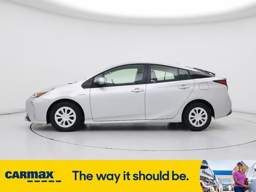 2022 Toyota Prius XLE
