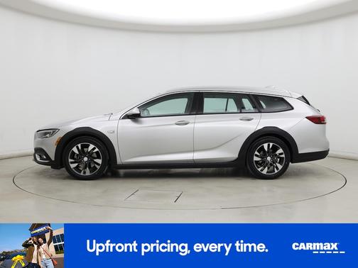 2018 Buick Regal TourX Essence