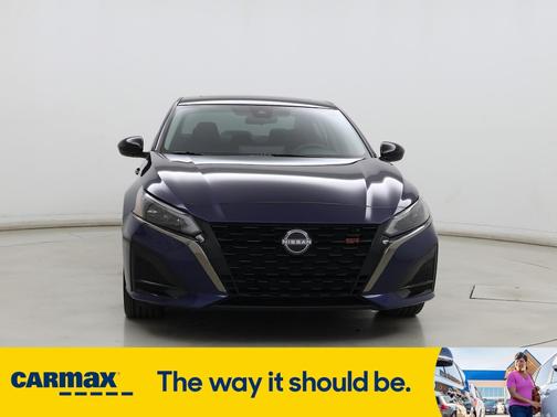 2023 Nissan Altima SR