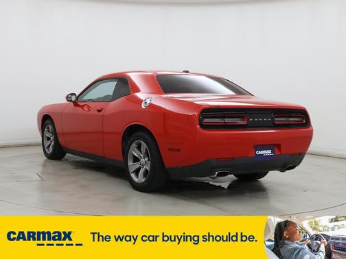 2015 Dodge Challenger SXT