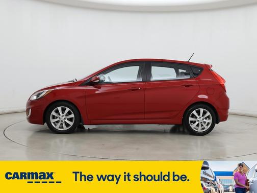 2013 Hyundai Accent SE