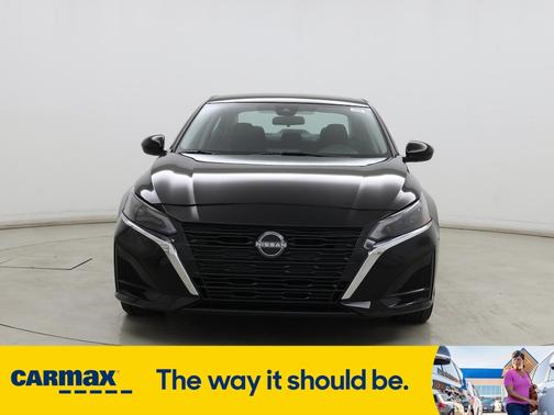 2023 Nissan Altima SV