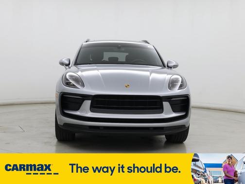 2022 Porsche Macan