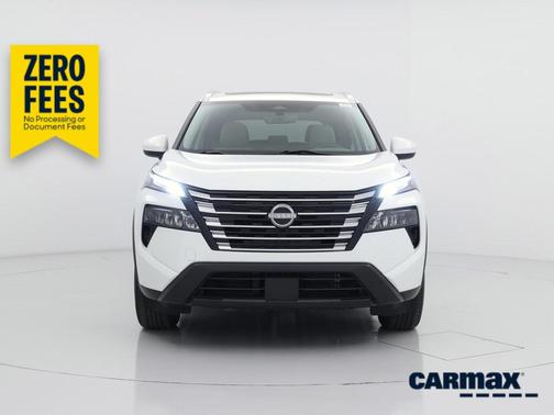 White 2024 Nissan Rogue SV