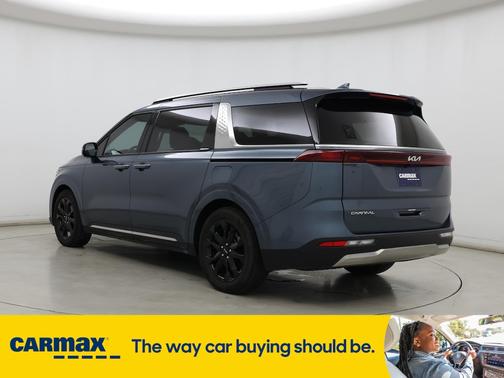 2024 Kia Carnival SX
