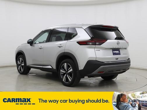 2022 Nissan Rogue SL