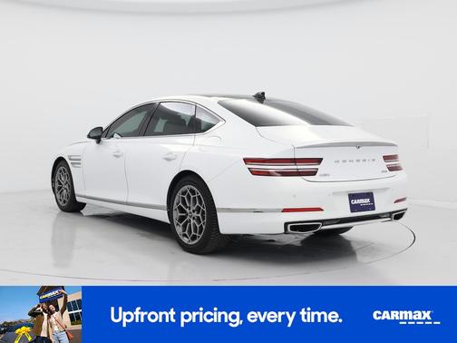 White 2022 Genesis G80
