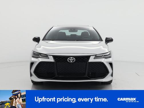 White 2022 Toyota Avalon Touring