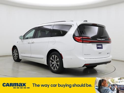 2024 Chrysler Pacifica Hybrid Pinnacle