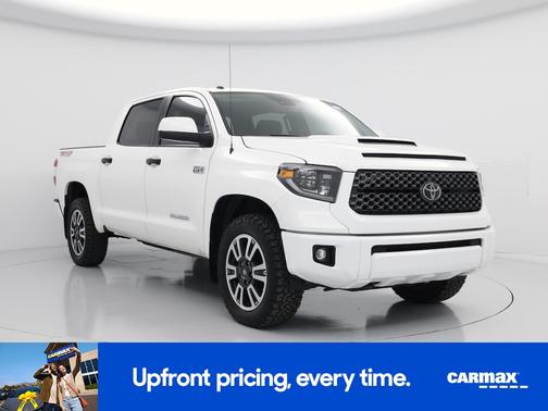 White 2019 Toyota Tundra SR5